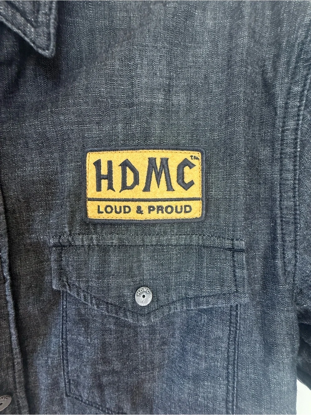 Harley-Davidson HDMC "Loud & Proud" Gray Chambray Button Up | Men’s med - Picture 4 of 6